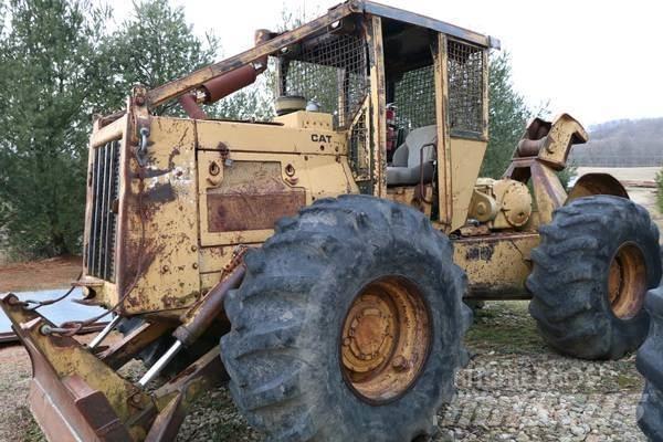 CAT 518 Stammholzschlepper