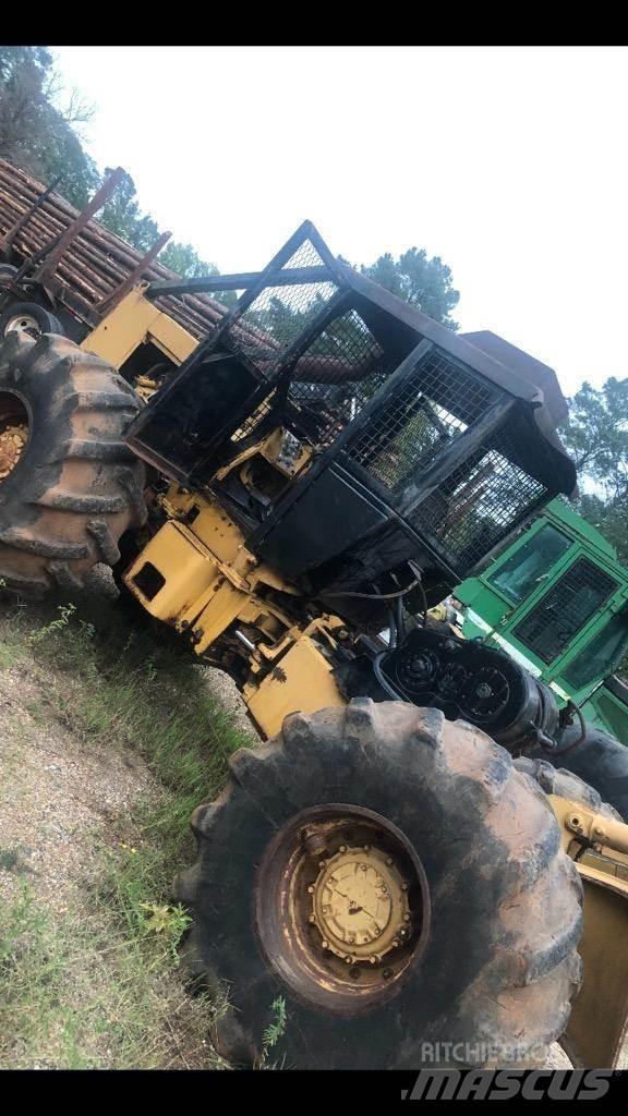 CAT 518 Stammholzschlepper