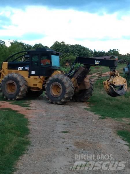 CAT 525C Stammholzschlepper
