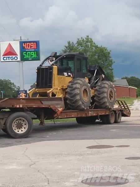 CAT 525C Stammholzschlepper