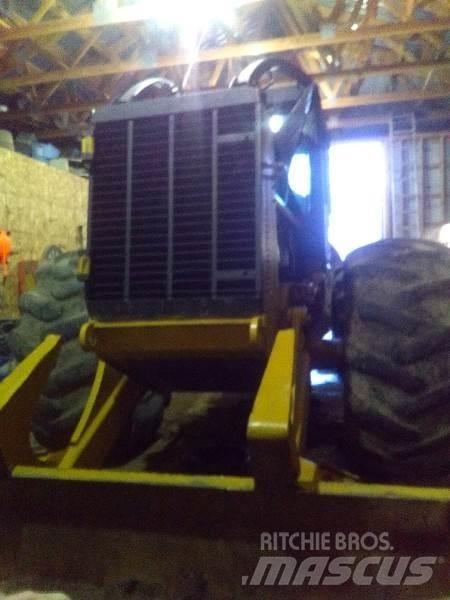 CAT 525C Stammholzschlepper