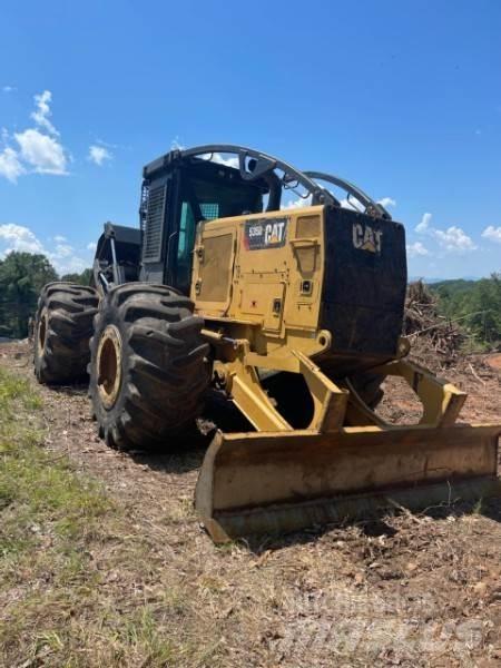 CAT 525D Stammholzschlepper