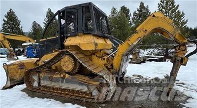 CAT 527 Stammholzschlepper