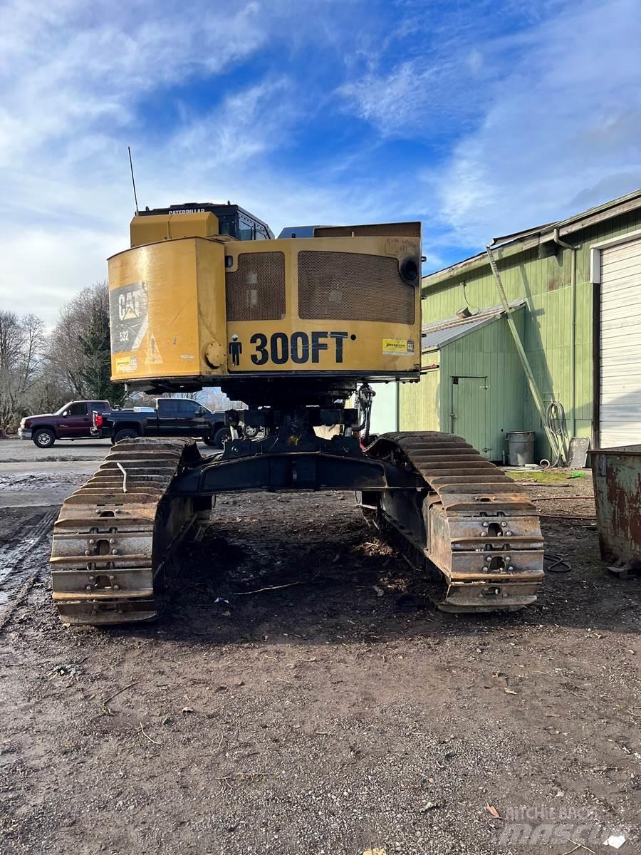 CAT 532 Harvester