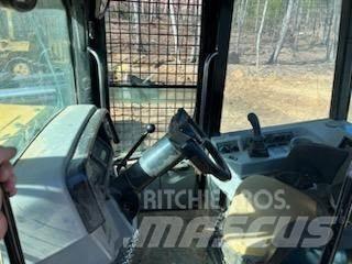 CAT 535B Stammholzschlepper