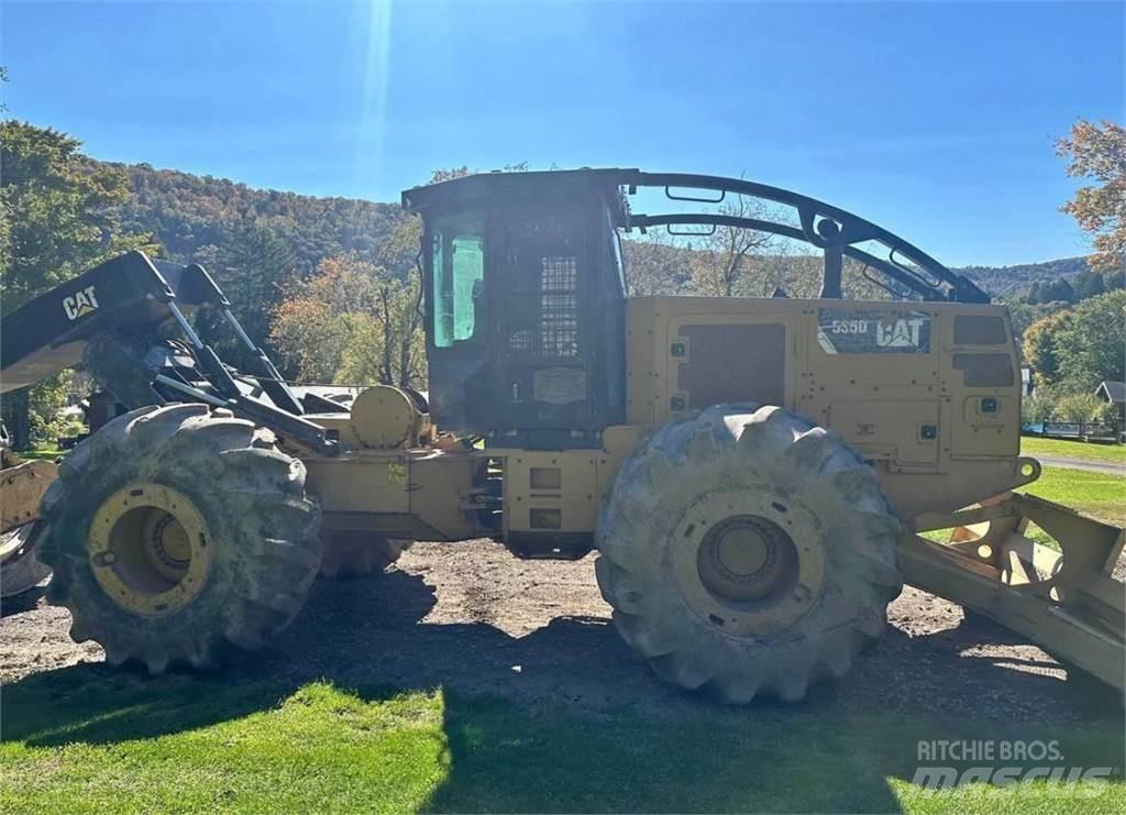 CAT 535D Stammholzschlepper