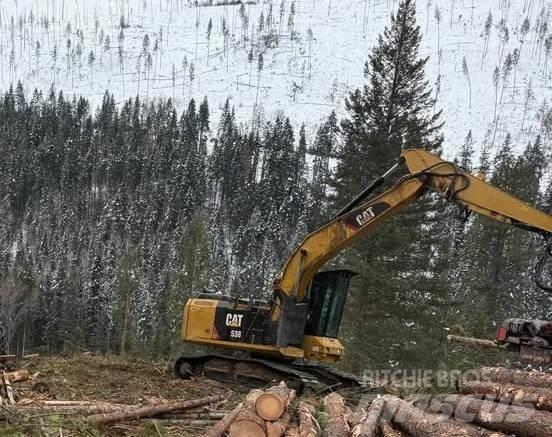 CAT 538 Krane und Lader