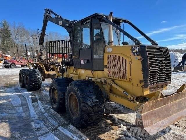 CAT 574 Forwarder