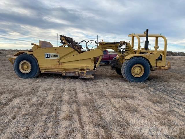 CAT 613B Schaber