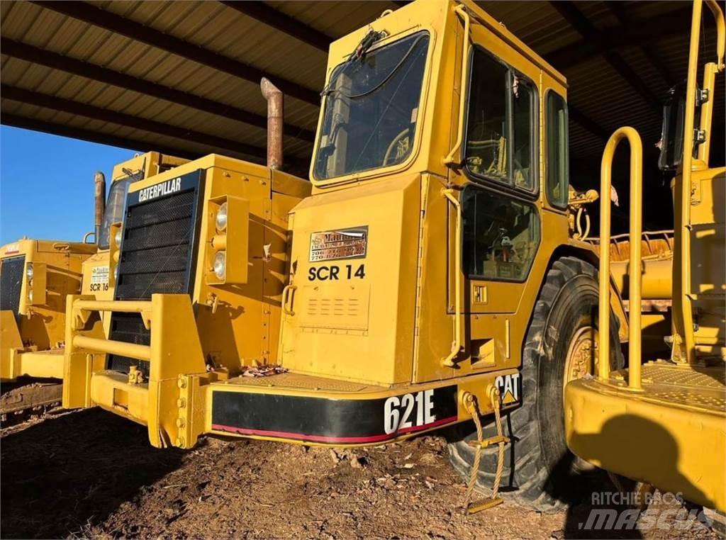 CAT 621E Schaber