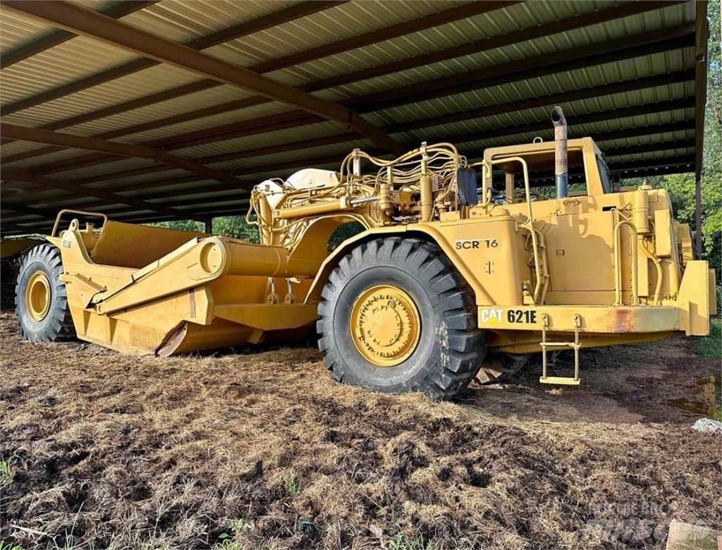CAT 621E Schaber