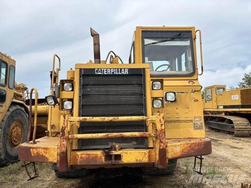CAT 621F Schaber