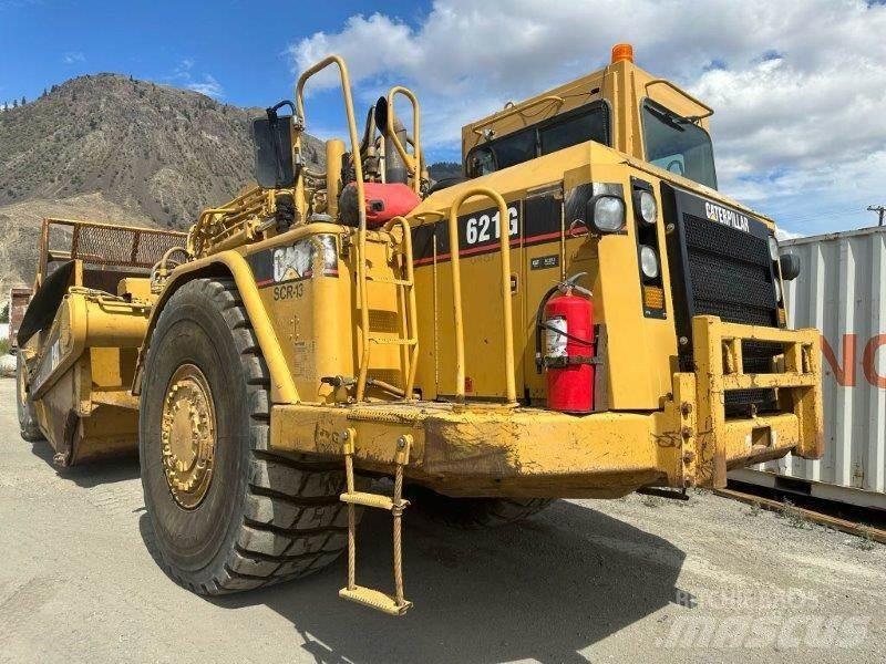 CAT 621G Schaber