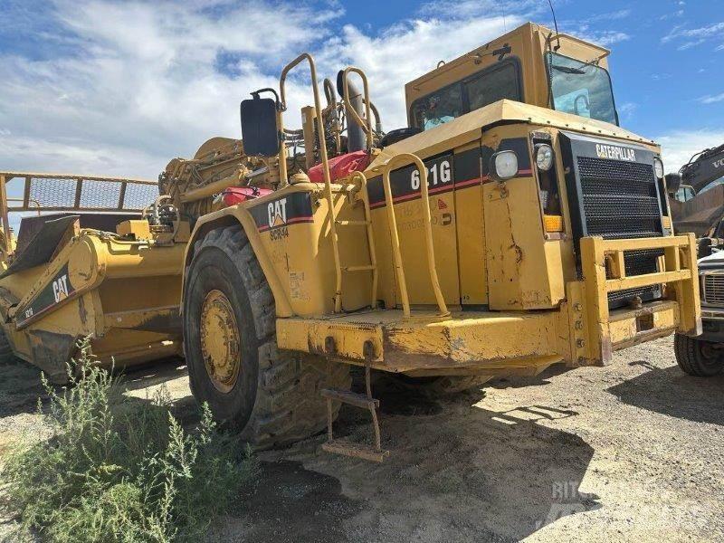 CAT 621G Schaber