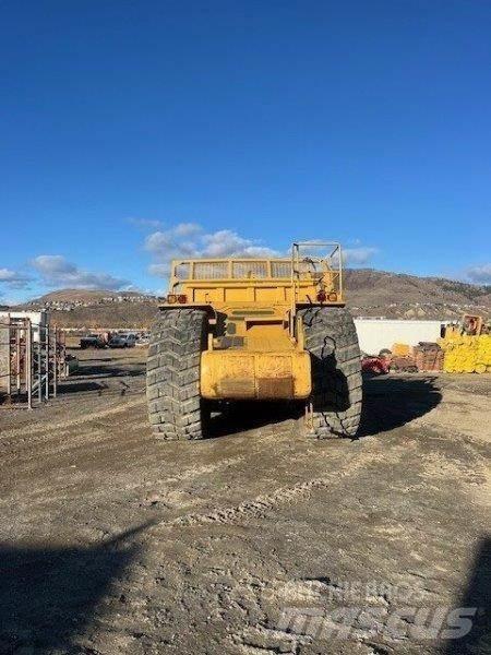 CAT 621G Schaber