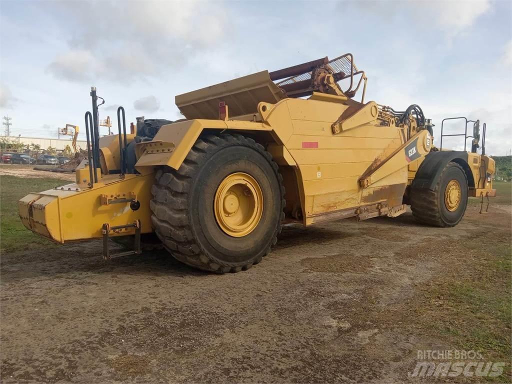 CAT 623K Schaber