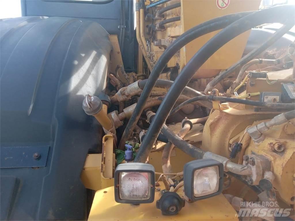CAT 623K Schaber