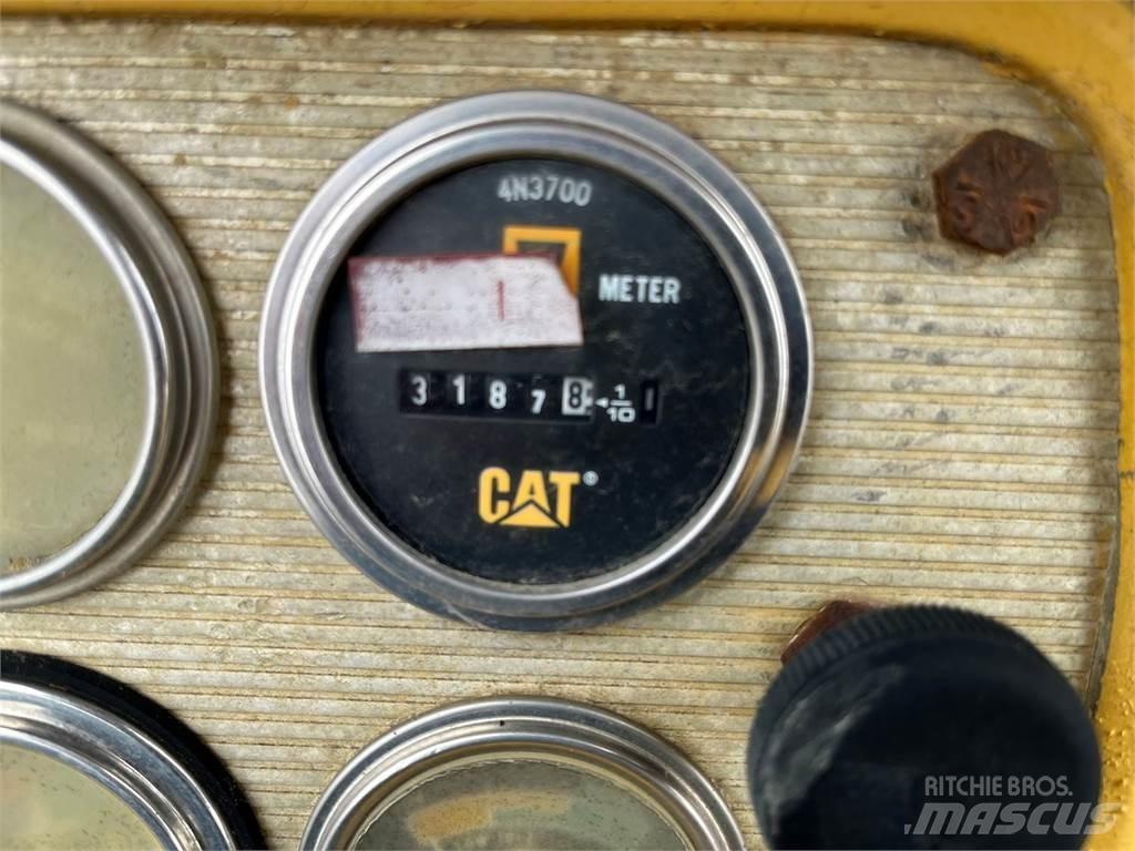 CAT 627B Schaber