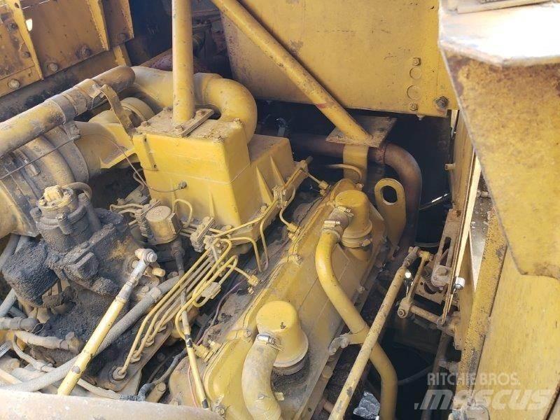 CAT 631D Schaber