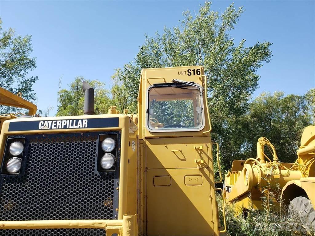 CAT 631D Schaber