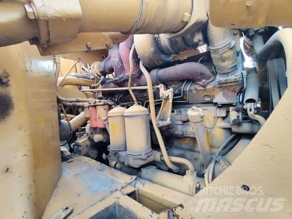 CAT 637C Schaber