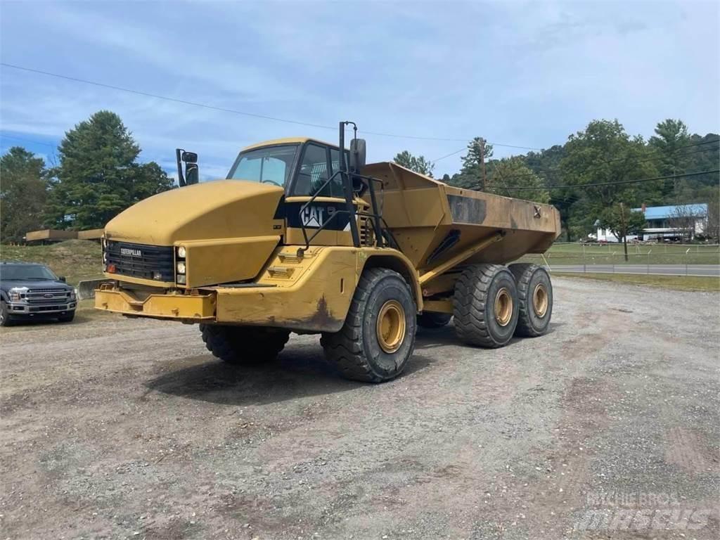 CAT 740 Dumper - Knickgelenk