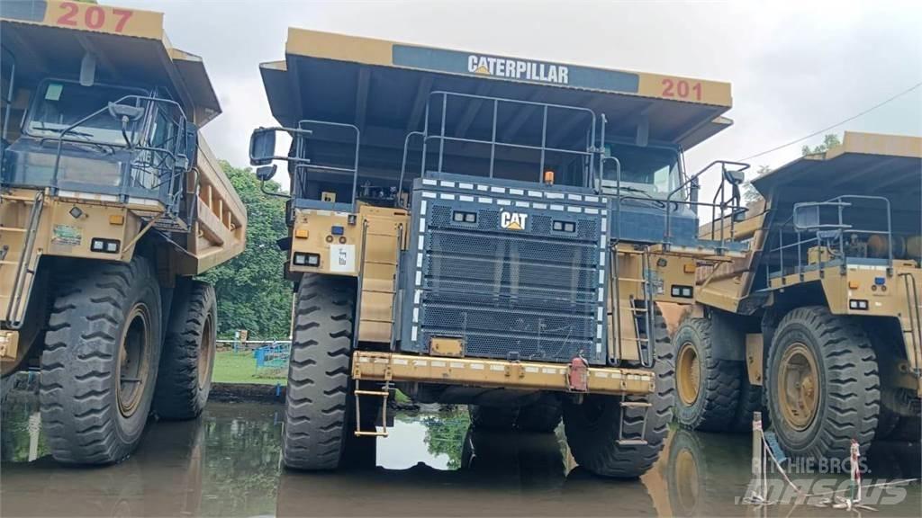 CAT 777E Dumper - Knickgelenk