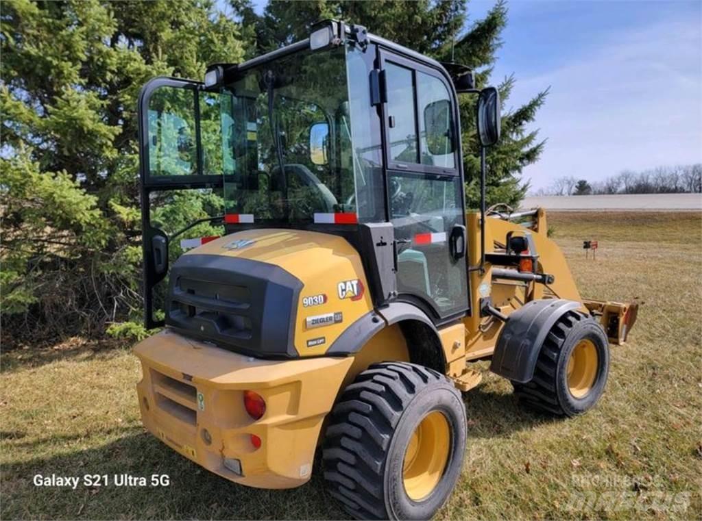 CAT 903D Radlader