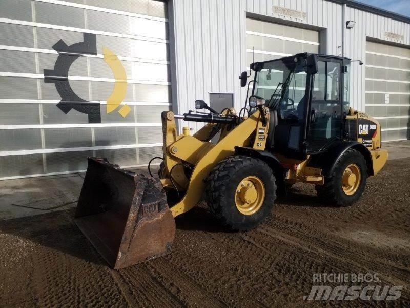CAT 906M Radlader