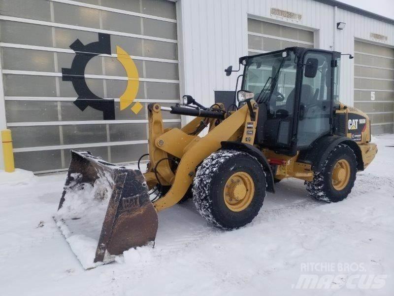 CAT 906M Radlader