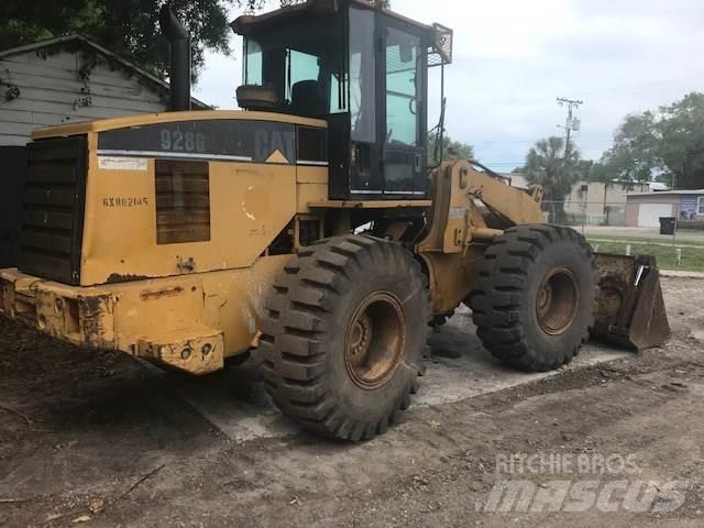 CAT 928G Radlader
