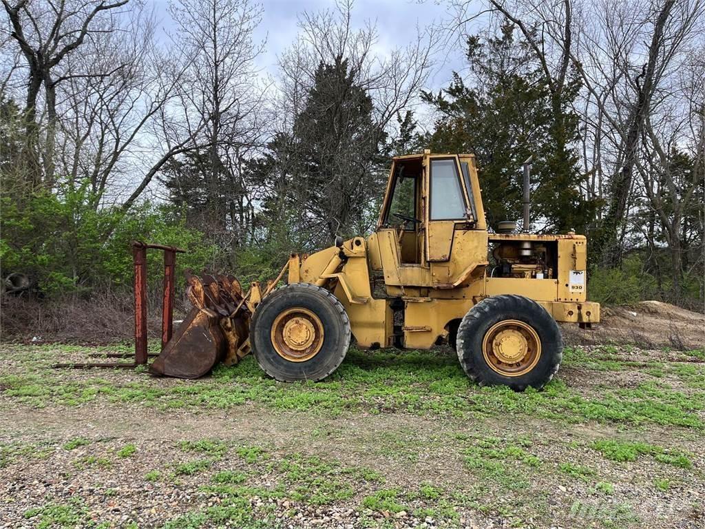 CAT 930 Radlader