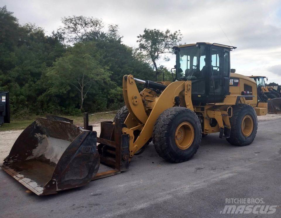 CAT 930M Radlader