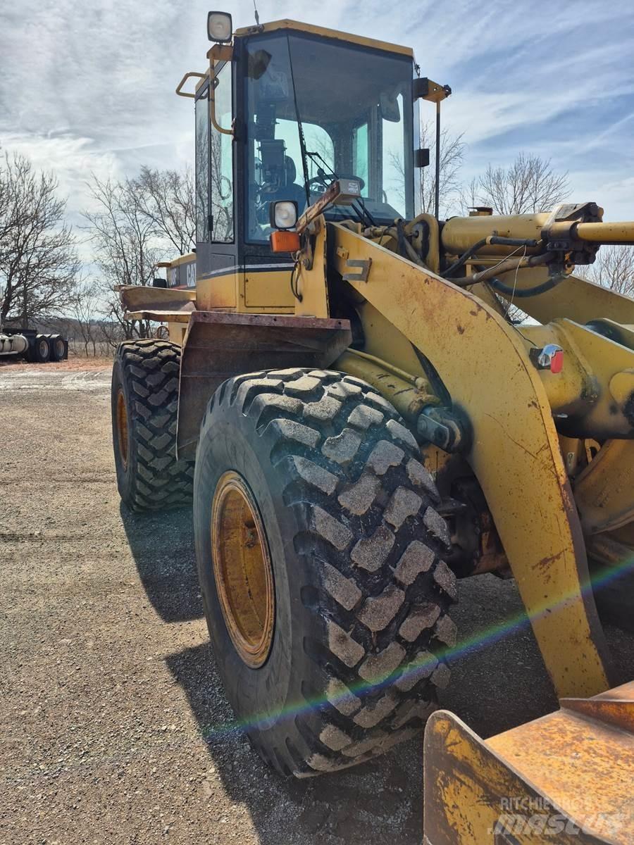 CAT 938F Radlader