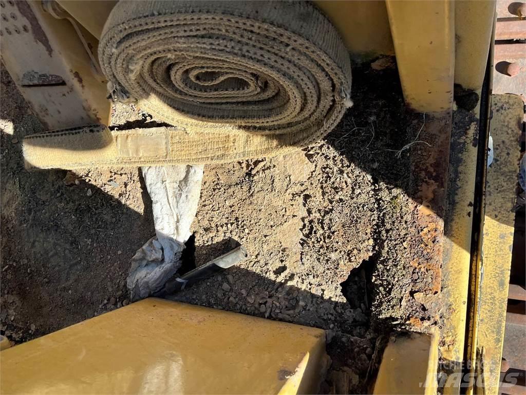 CAT 973 Laderaupen