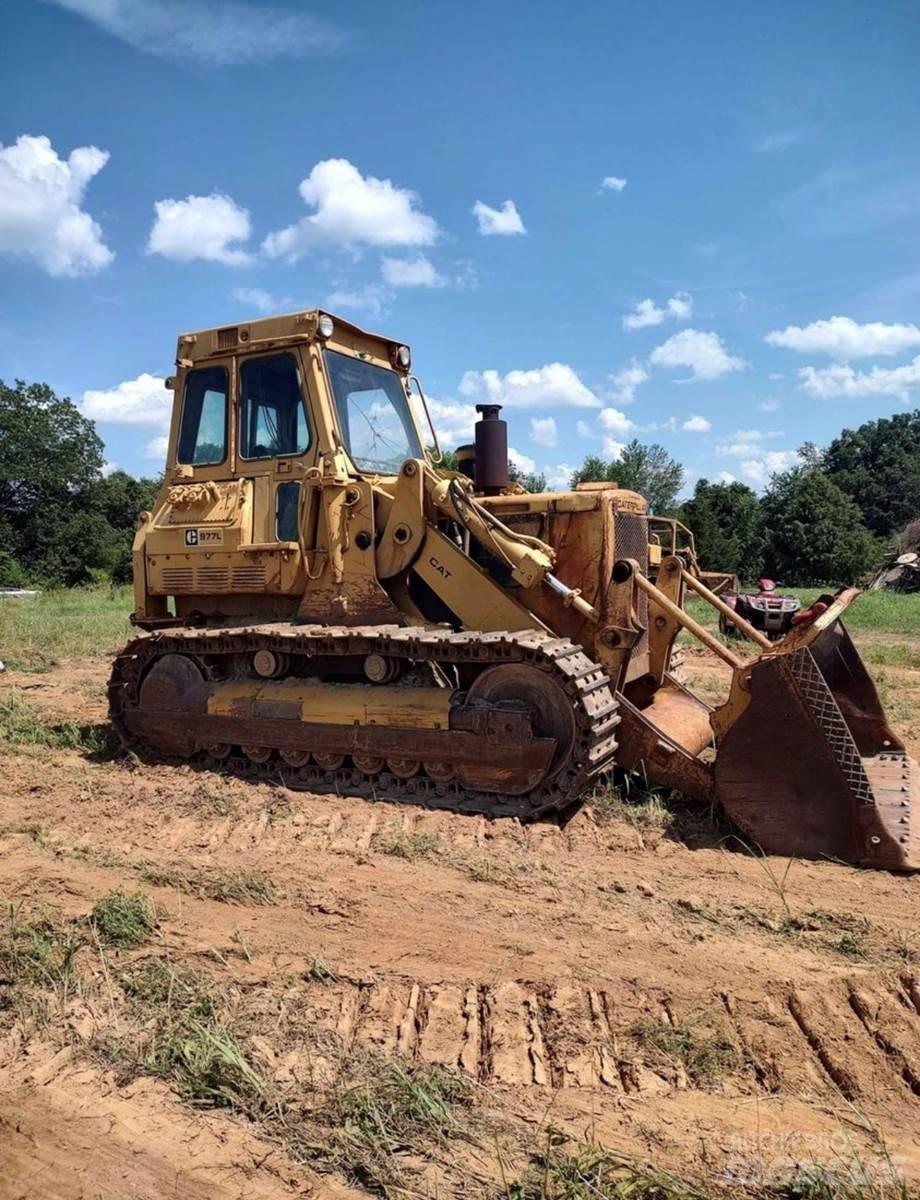 CAT 977L Bulldozer