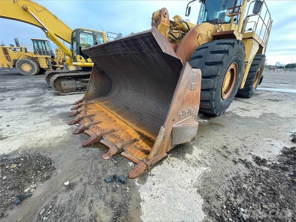 CAT 990 Radlader