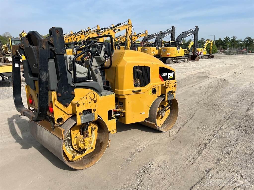 CAT CB24B Walzenzüge