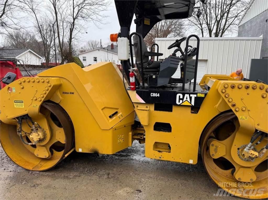 CAT CB64 Walzenzüge