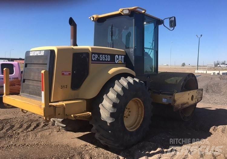 CAT CP563D Anhängewalzen
