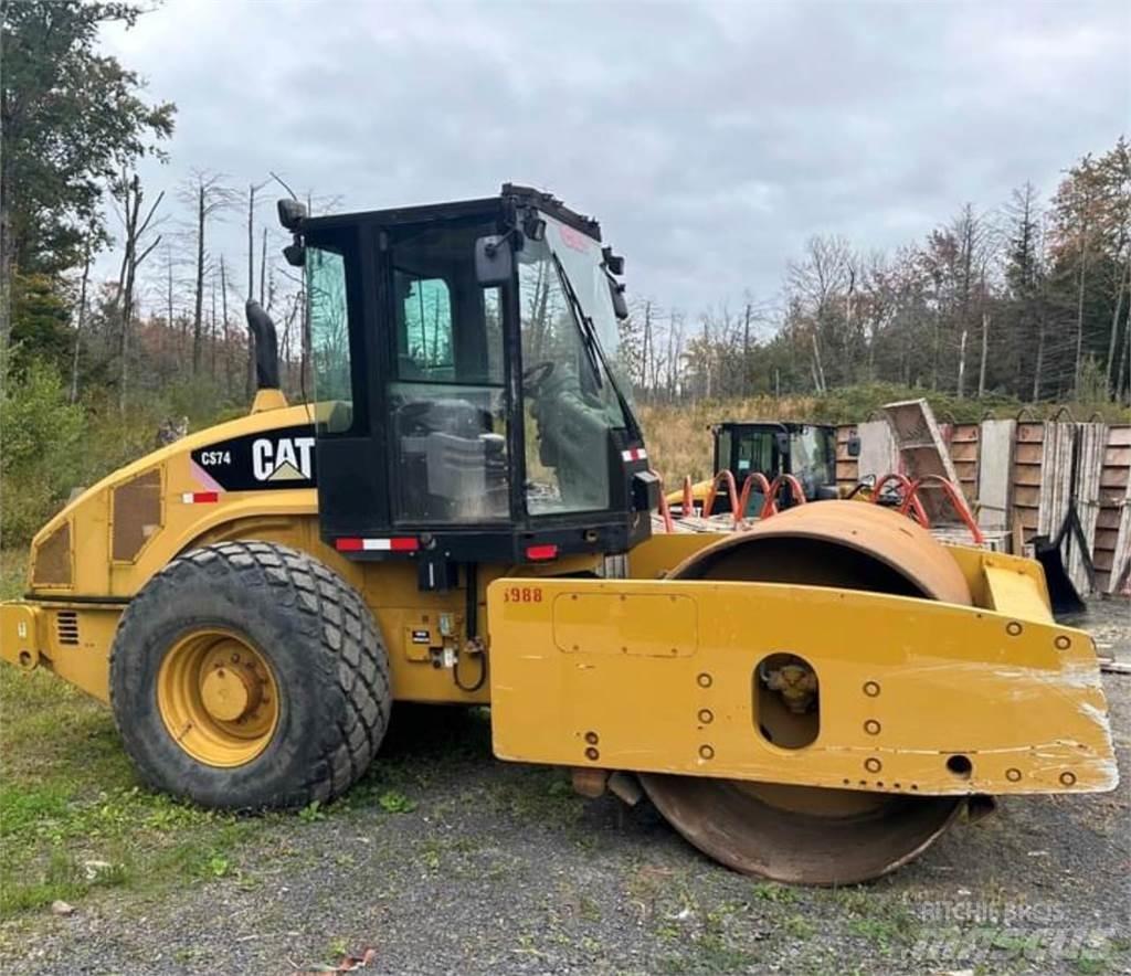 CAT CS74 Walzenzüge