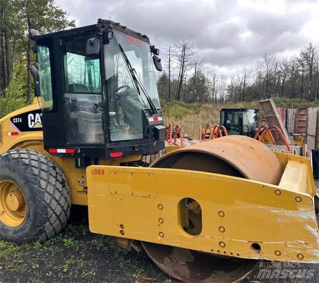 CAT CS74 Walzenzüge