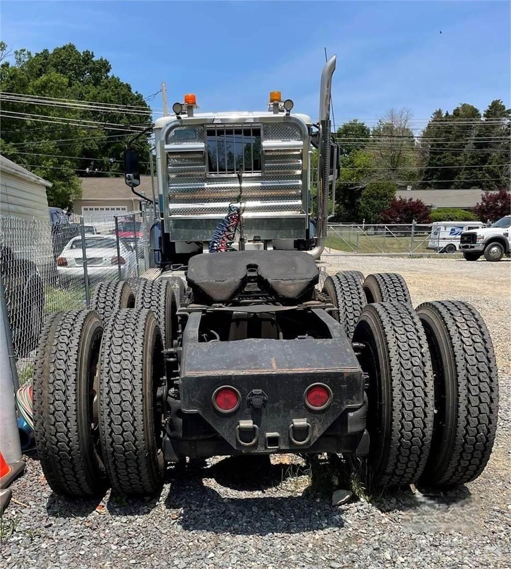 CAT CT660S Sattelzugmaschinen