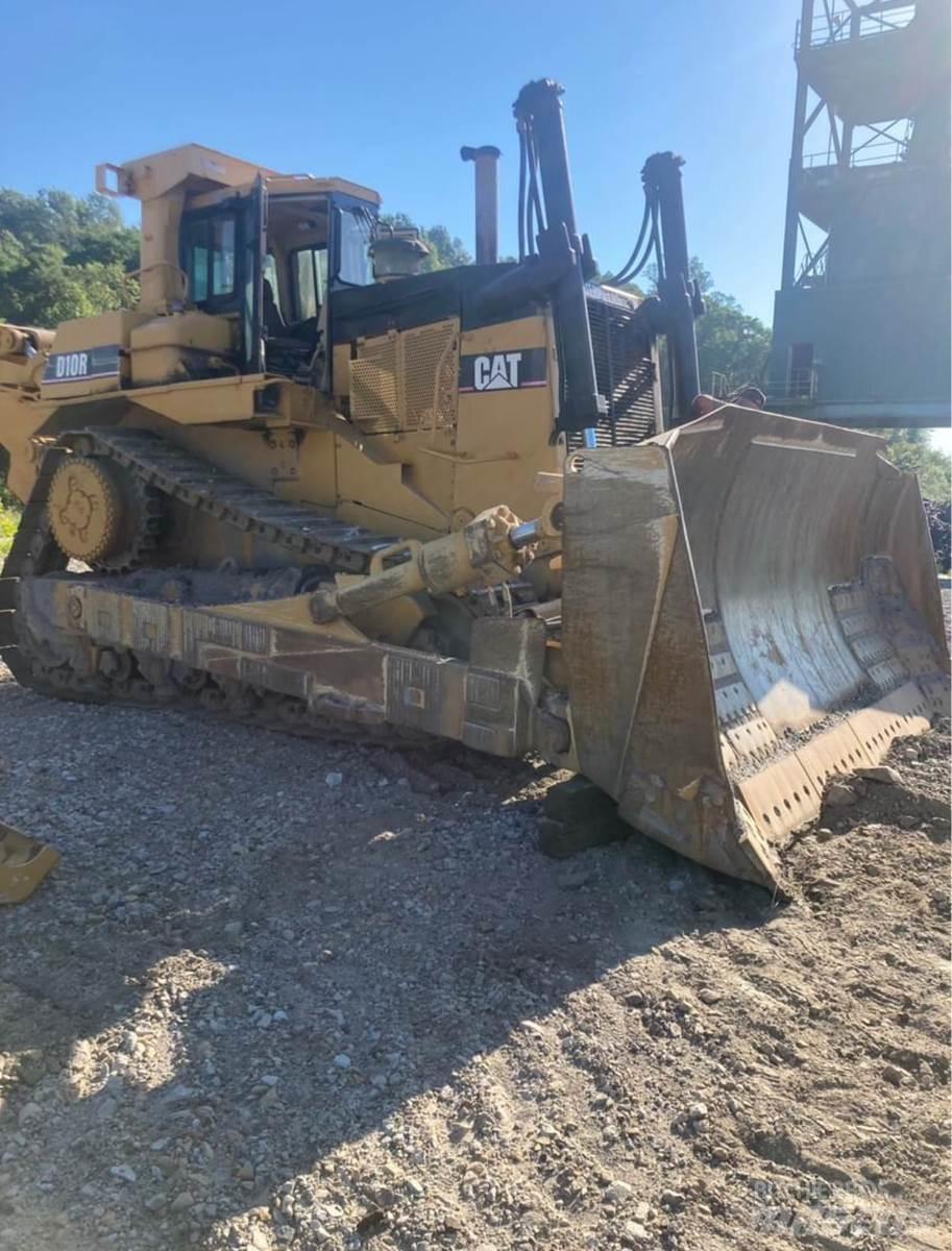 CAT D10R Bulldozer