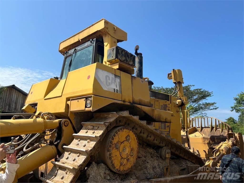 CAT D10T Bulldozer