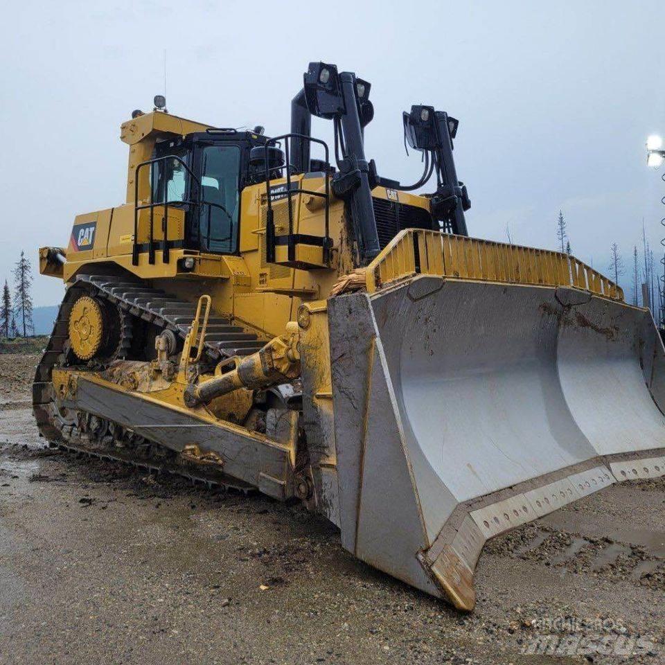 CAT D10T Bulldozer