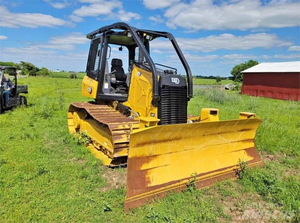CAT D3 Bulldozer