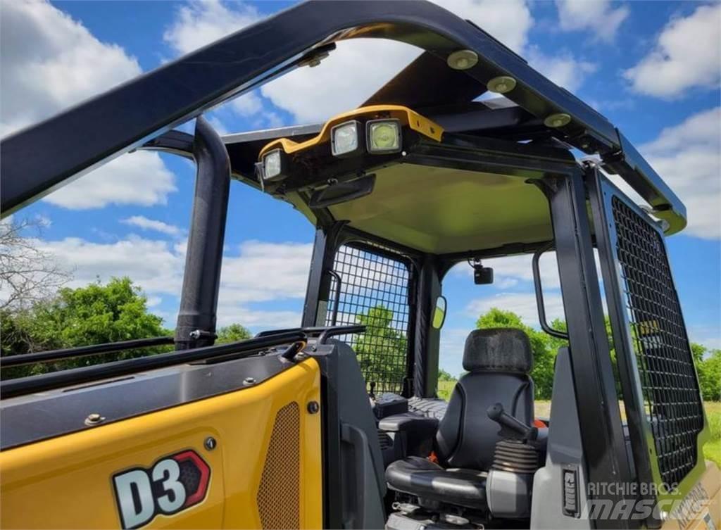CAT D3 Bulldozer