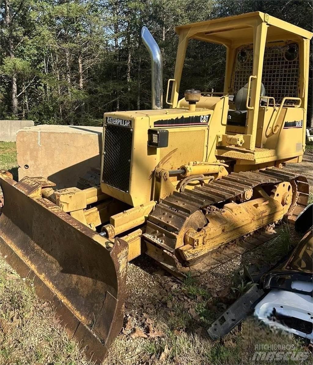CAT D3B Bulldozer