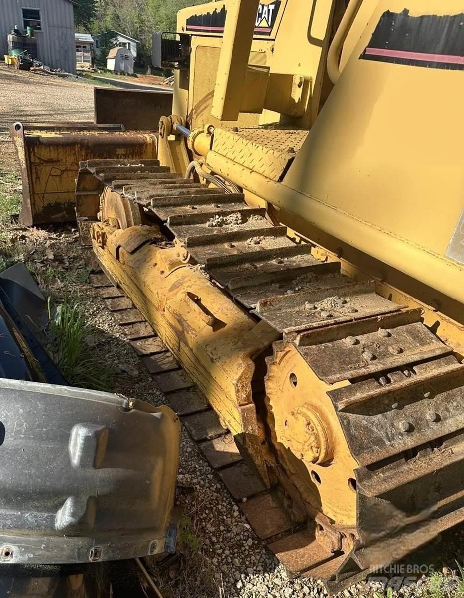 CAT D3B Bulldozer